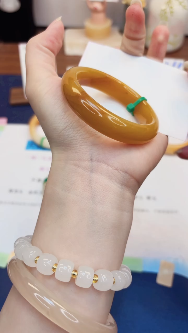 【闪购商品】石英质玉手镯未镶嵌430-财气镯-圈口50