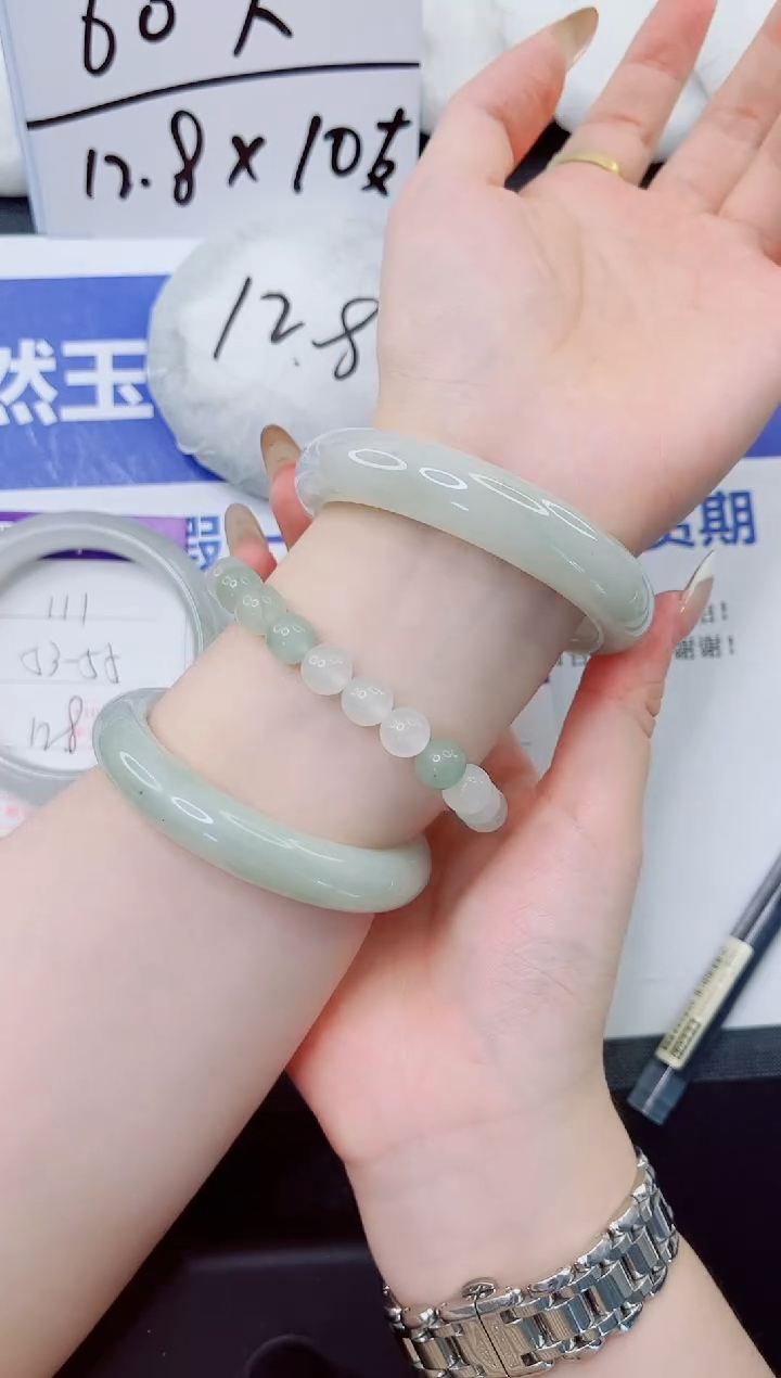 石英质玉手镯未镶嵌112-55