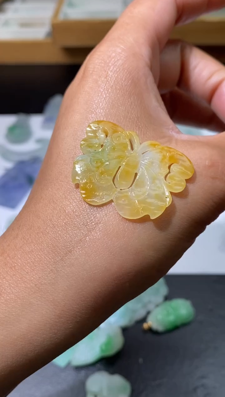 【闪购商品】定制翡翠未镶嵌翡翠毛货~