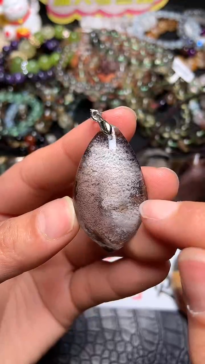 【闪购商品】水晶吊坠(赠链)未镶嵌111