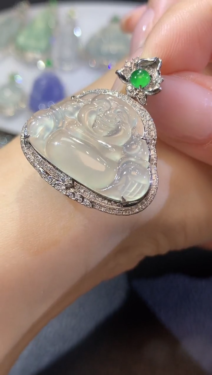 【闪购商品】翡翠18K金镶嵌吊坠(不含链)A72