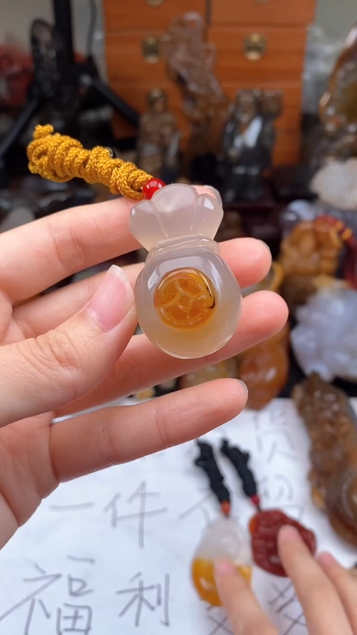 【闪购商品】玛瑙/玉髓颈饰未镶嵌AA