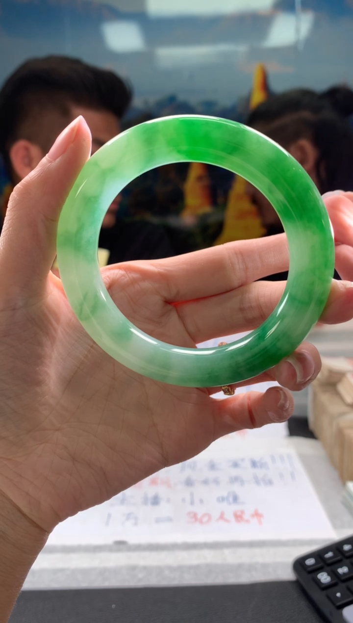 【闪购商品】翡翠手镯未镶嵌翡翠手镯 展示链接