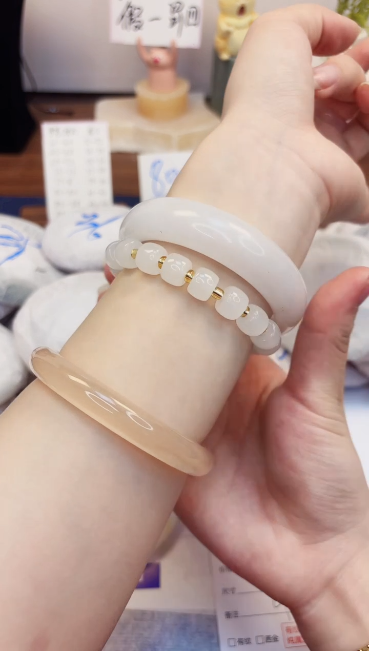 【闪购商品】石英质玉手镯未镶嵌492-财气镯-圈口59