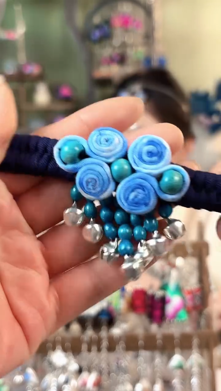 彩云南阁非遗老绣苗银饰品670