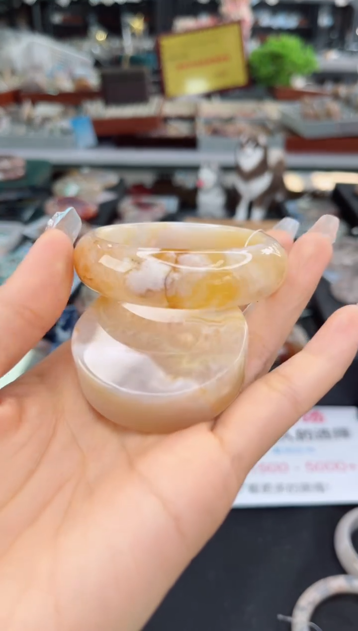 【闪购商品】石英质玉手镯未镶嵌49圈口（赠品镯心）3660008