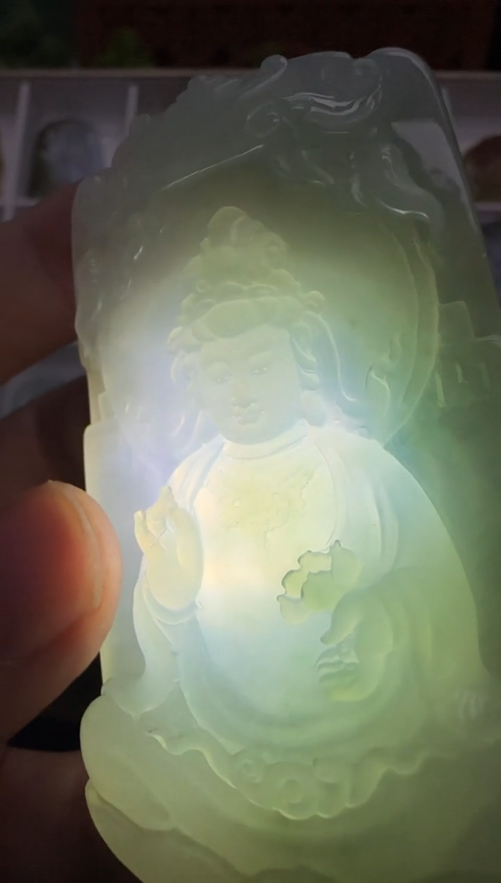 翡翠挂件未镶嵌A货翡翠多样性孤品