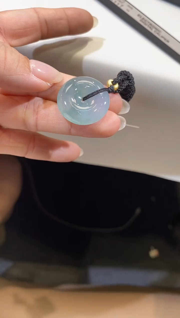 翡翠未镶嵌吊坠(不含链)平安扣