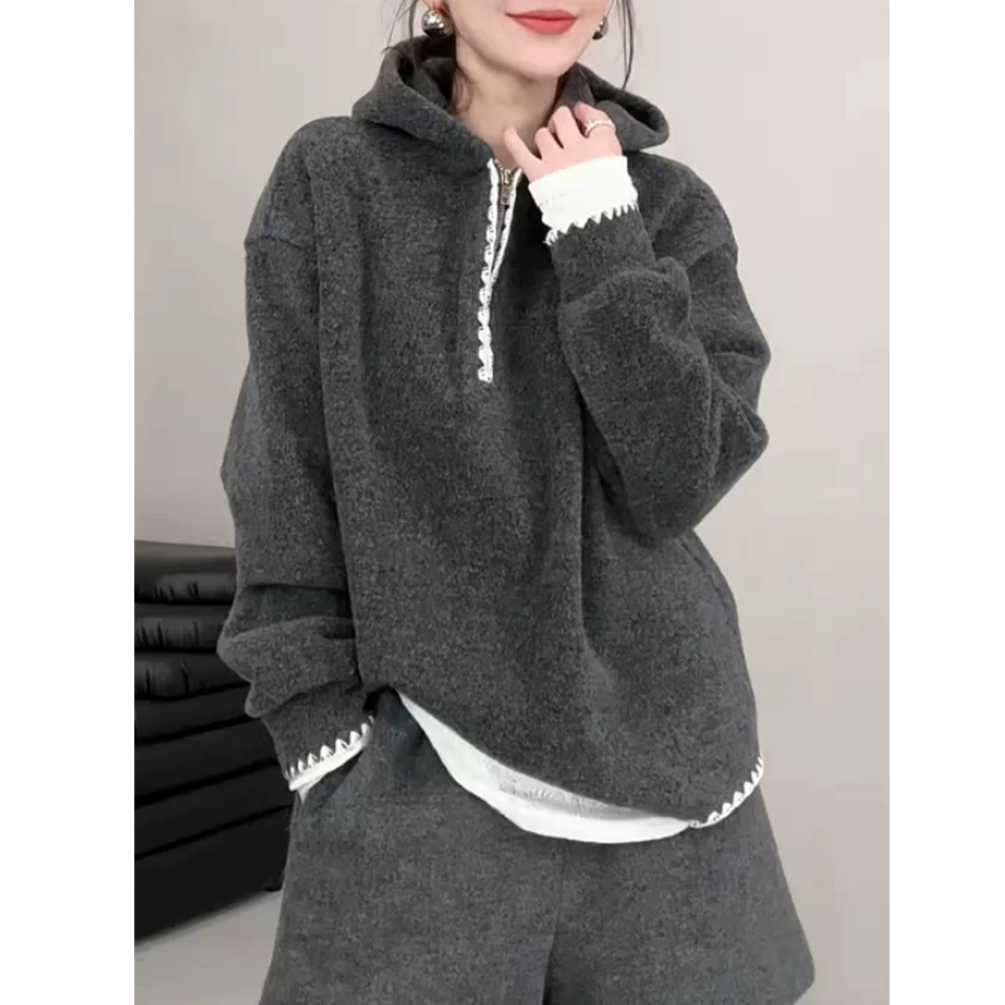 【运费补贴】灰白连帽齿轮女毛衣针织衫开衫显瘦外套
