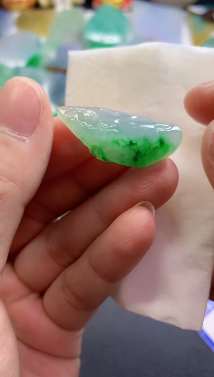 【闪购商品】翡翠吊坠(不含链)未镶嵌628