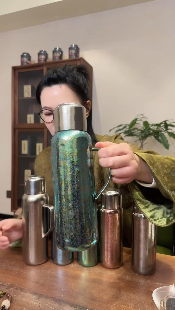 800毫升纯钛新款绿色