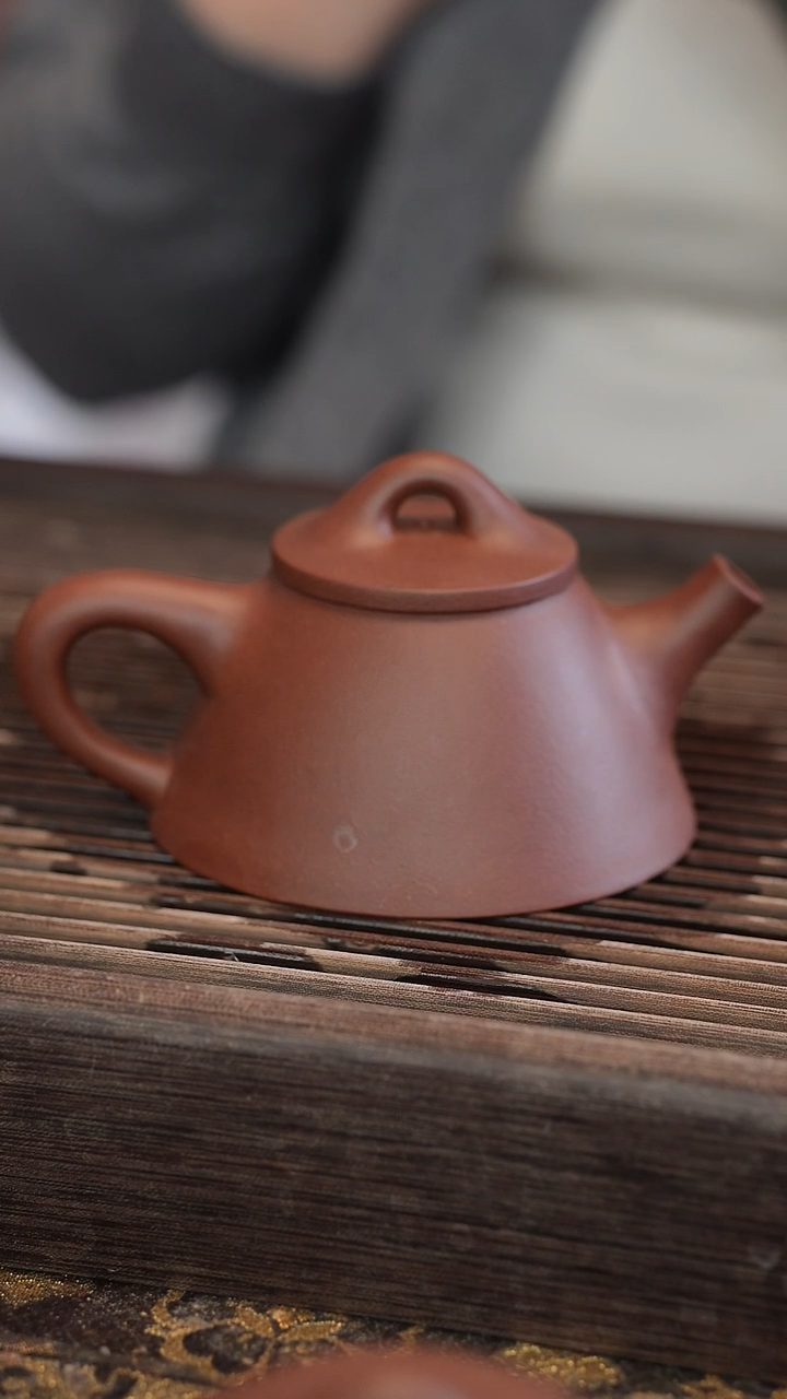 茶壶紫砂霸王石瓢 半手工 180cc