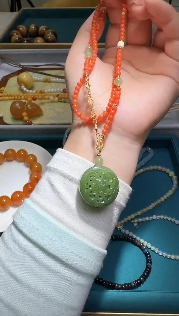 颈饰未镶嵌和田玉多样性发一件 410