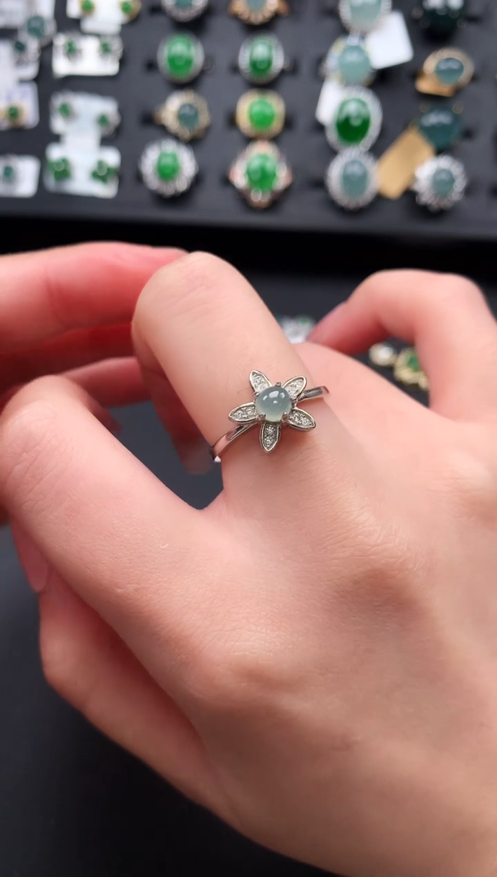 【闪购商品】翡翠戒指银S925镶嵌51241