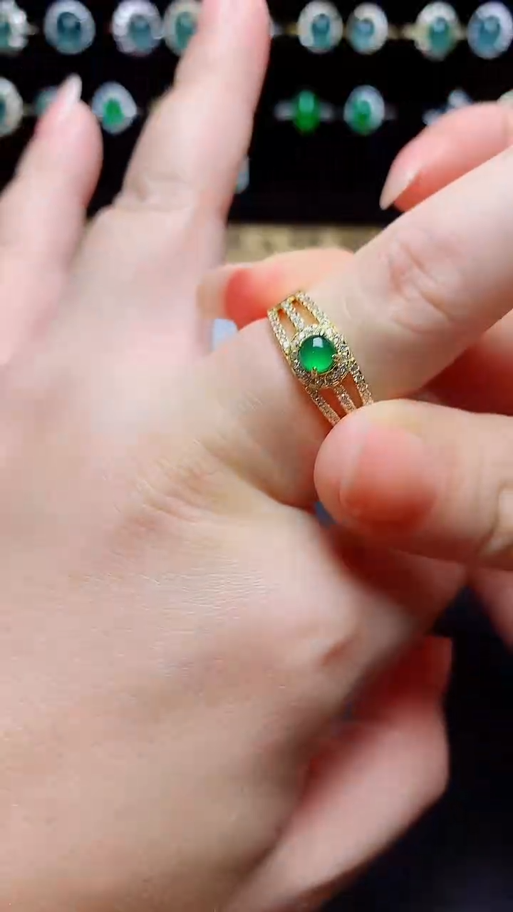 翡翠戒指银S925镶嵌天然翡翠A货s925银镶