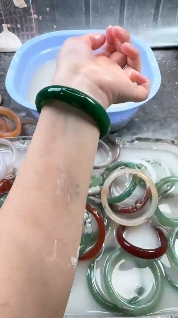 【闪购商品】玛瑙/玉髓手镯未镶嵌128