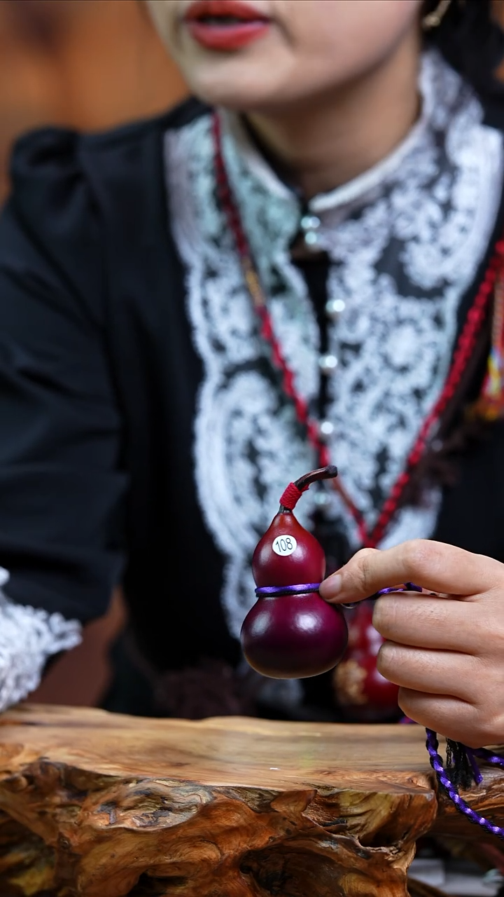 【闪购商品】108—光岳葫脖挂车挂天然大漆手捻小葫芦