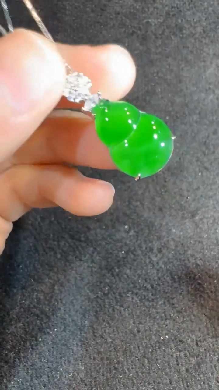 【闪购商品】翡翠吊坠(不含链)未镶嵌多样性发货其一不含链