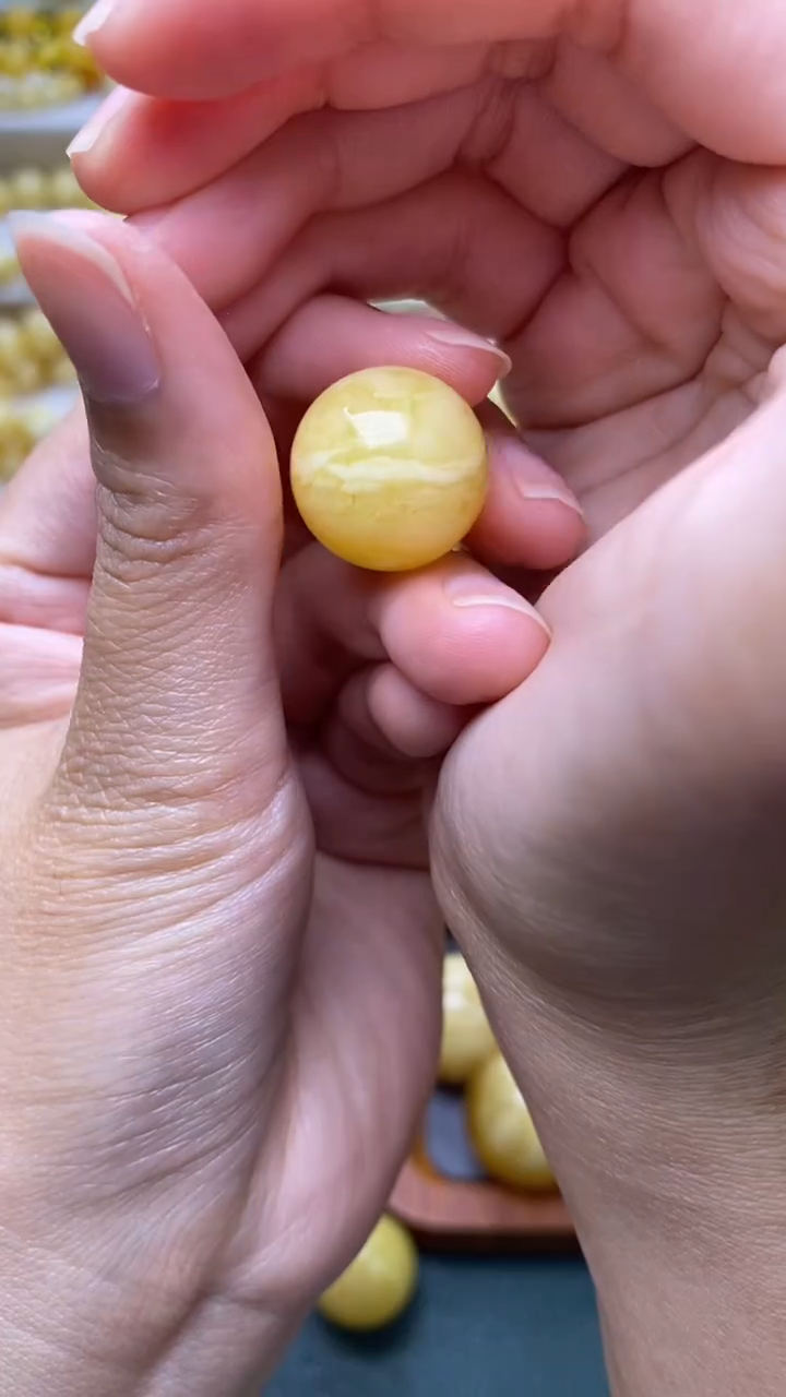 未镶嵌蜜蜡裸石蜜蜡.53