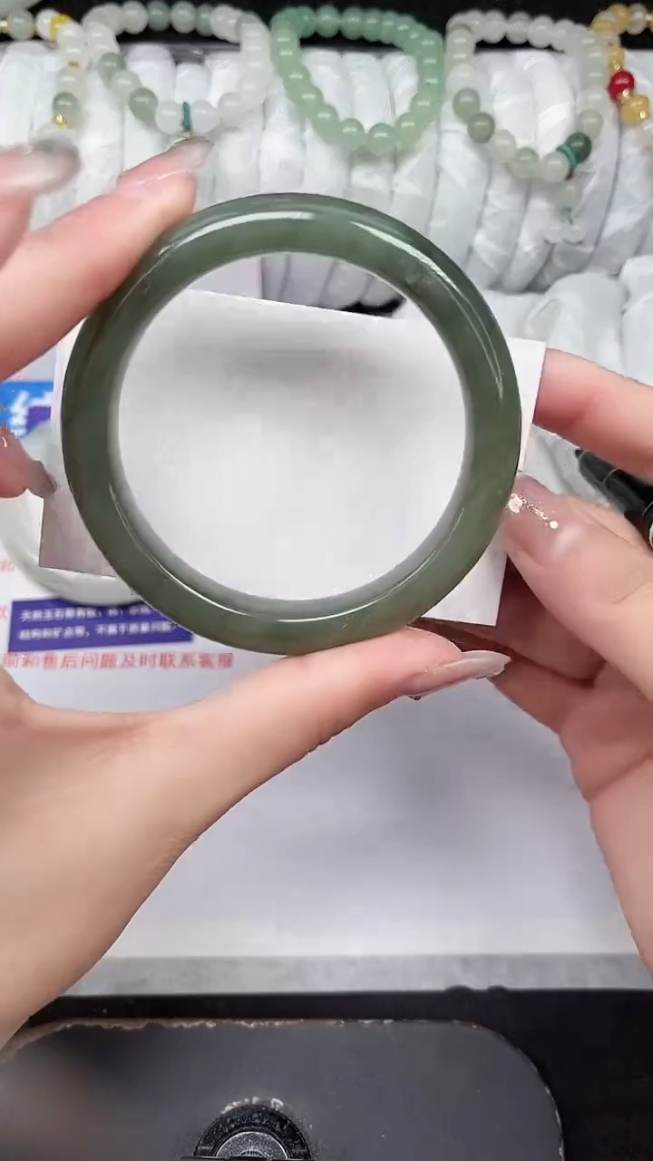 未镶嵌手镯石英质玉22-56/57