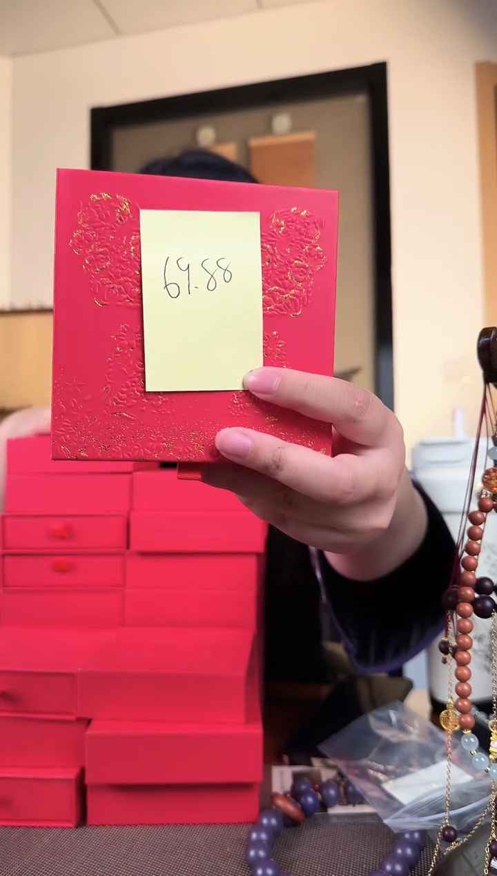 泥塑69.88信任礼