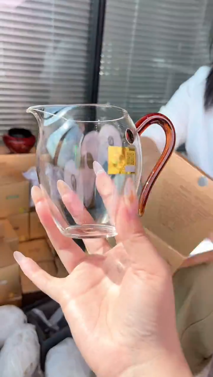 禾墨 清雅琥珀色              