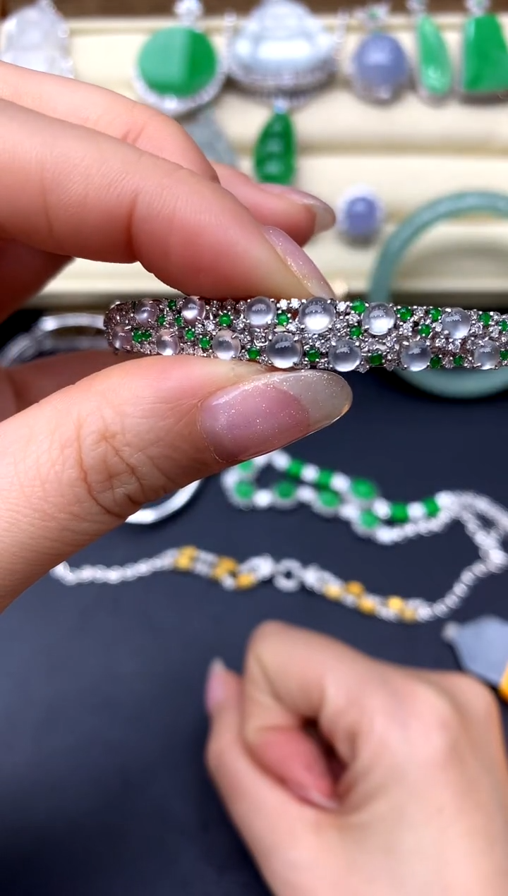 【闪购商品】翡翠手镯18K金镶嵌505-中国好珍宝