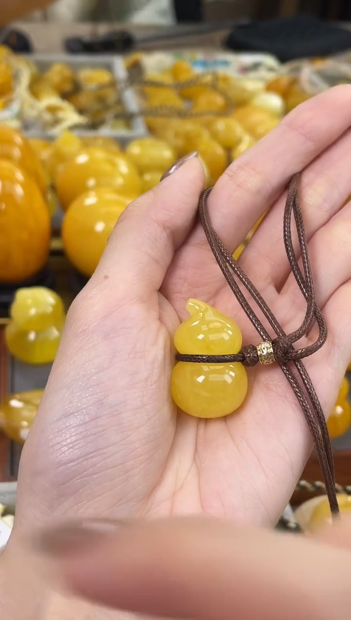 裸石琥珀未镶嵌J42