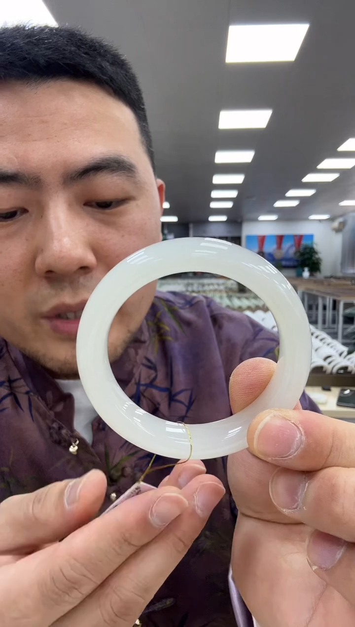 【闪购商品】和田玉手镯未镶嵌53.5  478