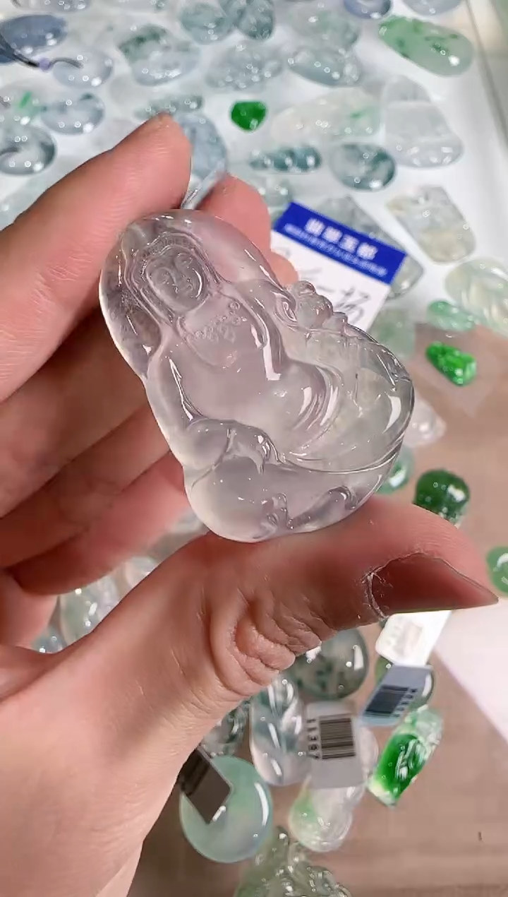 【闪购商品】翡翠吊坠(不含链)未镶嵌··