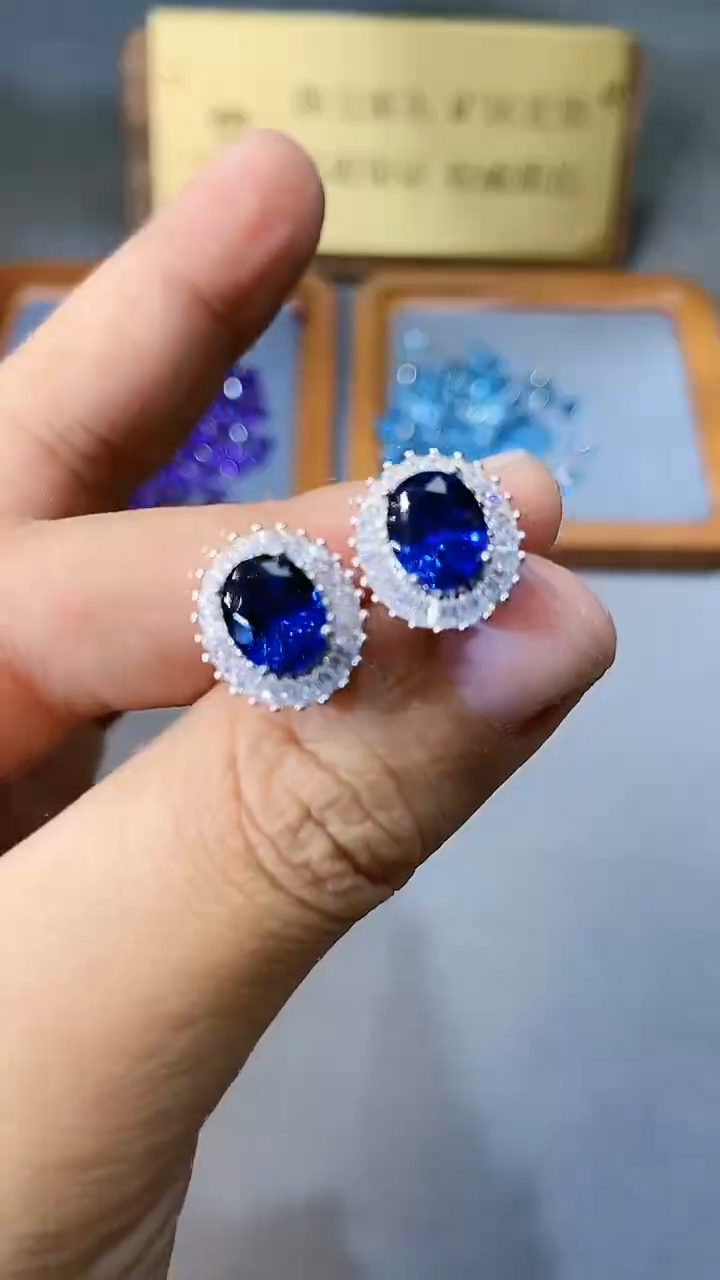 【闪购商品】蓝宝石耳饰银S925镶嵌1654
