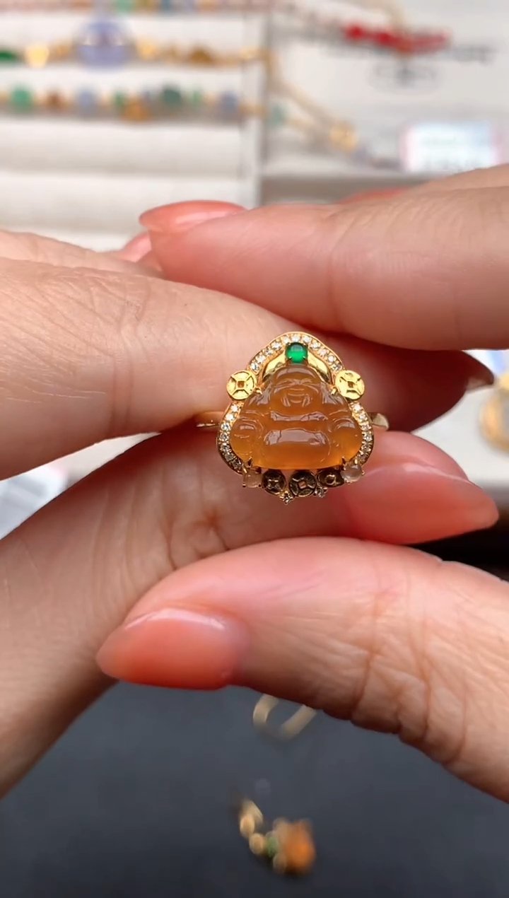 18K金镶嵌挂件翡翠1