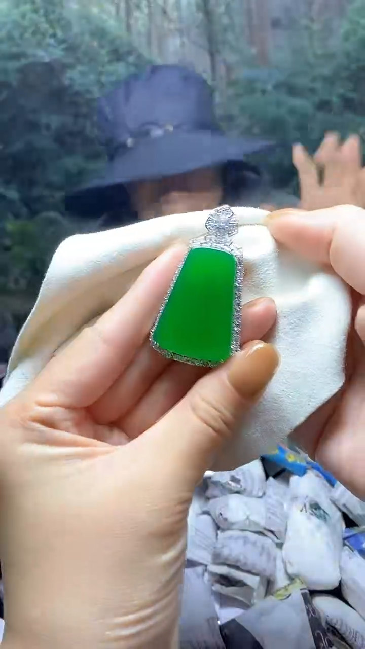 满色吊坠 所见即所得！！