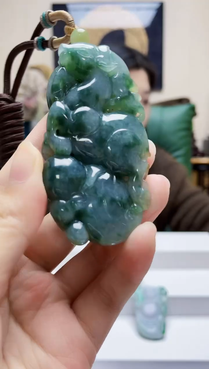 未镶嵌定制翡翠吊坠325