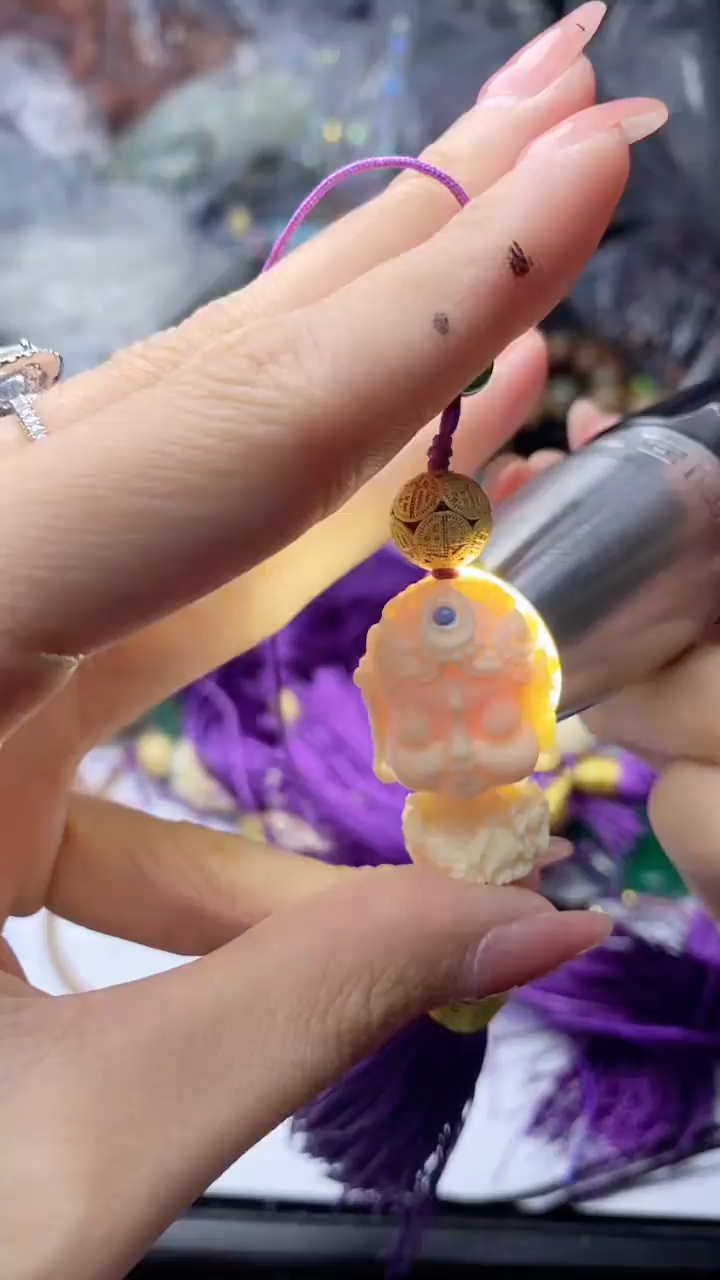 未镶嵌颈饰蜜蜡184