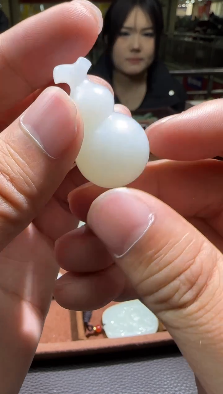 【闪购商品】和田玉【海122】99未镶嵌9052