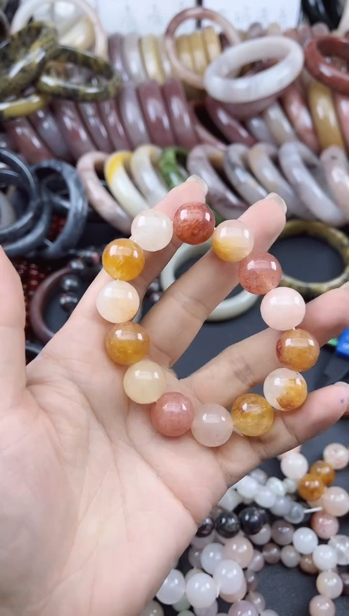 未镶嵌手镯石英质玉496