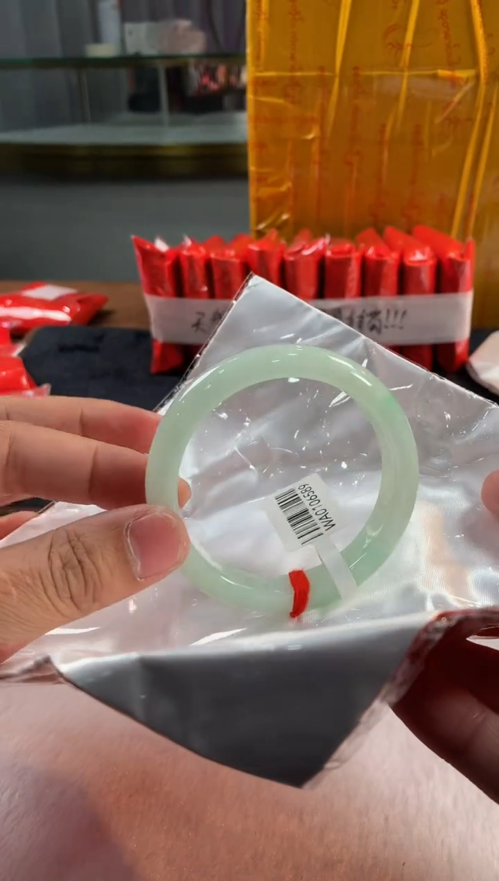 未镶嵌定制翡翠5073毛货不退不换 56-57圈