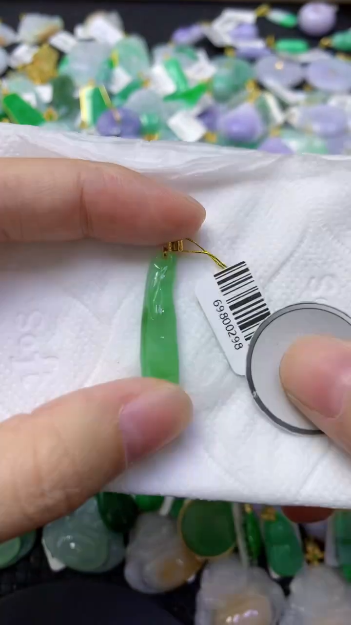 颈饰未镶嵌翡翠天然缅甸翡翠A货