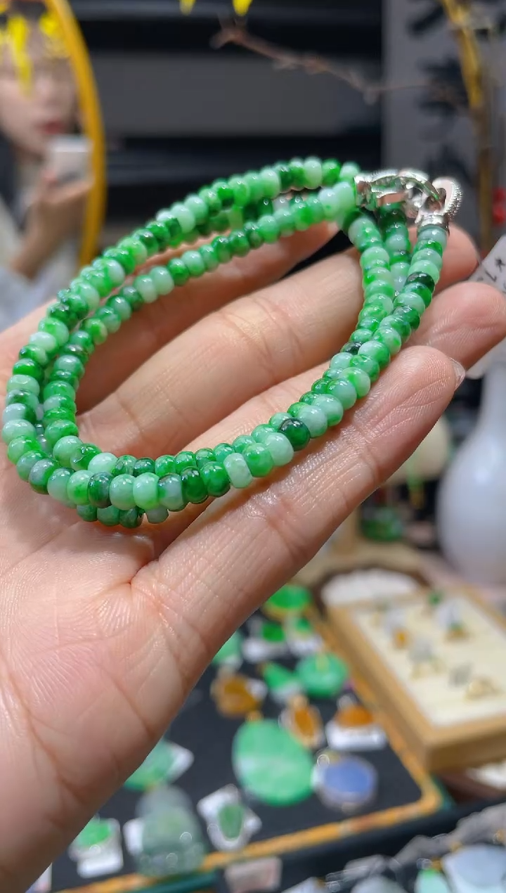 【闪购商品】翡翠颈饰未镶嵌假一赔三