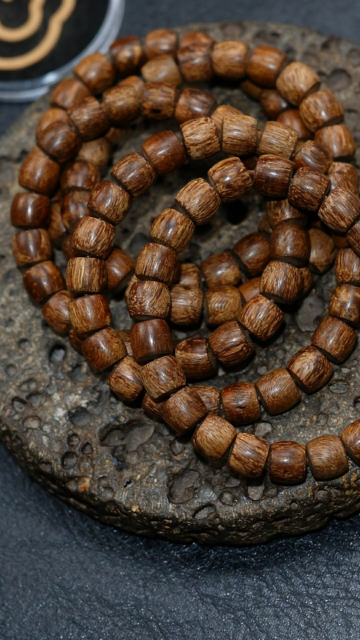 【闪购商品】沉香碎屑沉香巴布亚红土0.9桶珠单圈5条