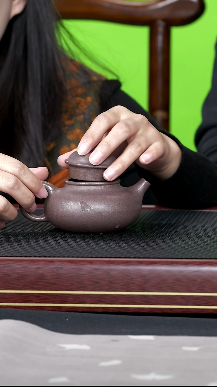 茶壶紫砂金鼎吴记77