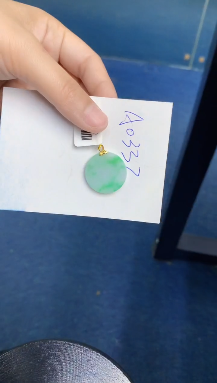 【闪购商品】翡翠颈饰18K金镶嵌000000000