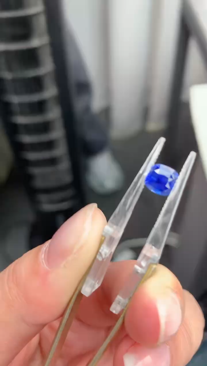 【闪购商品】蓝宝石裸石未镶嵌1.6ct 蓝宝石