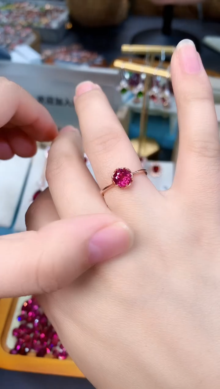 【闪购商品】石榴石戒指银S925镶嵌天然镁铝