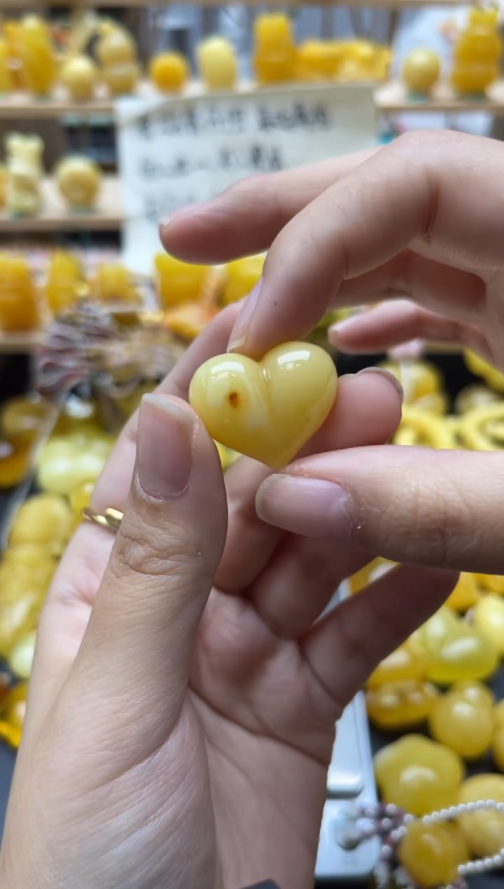 琥珀未镶嵌珠宝奇石059琥珀蜜蜡微瑕