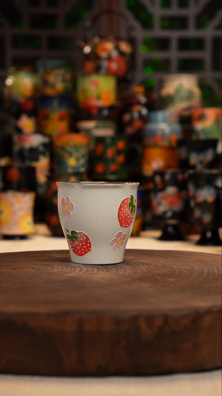      釉下彩    水杯