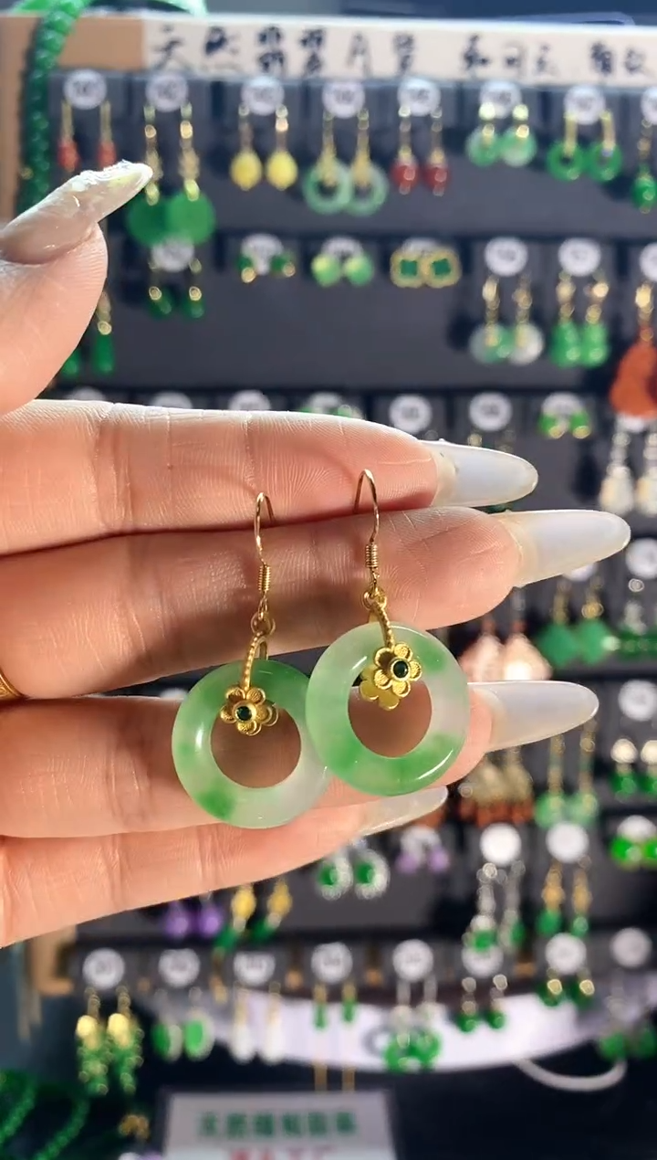 【闪购商品】翡翠颈饰银S925镶嵌看.....