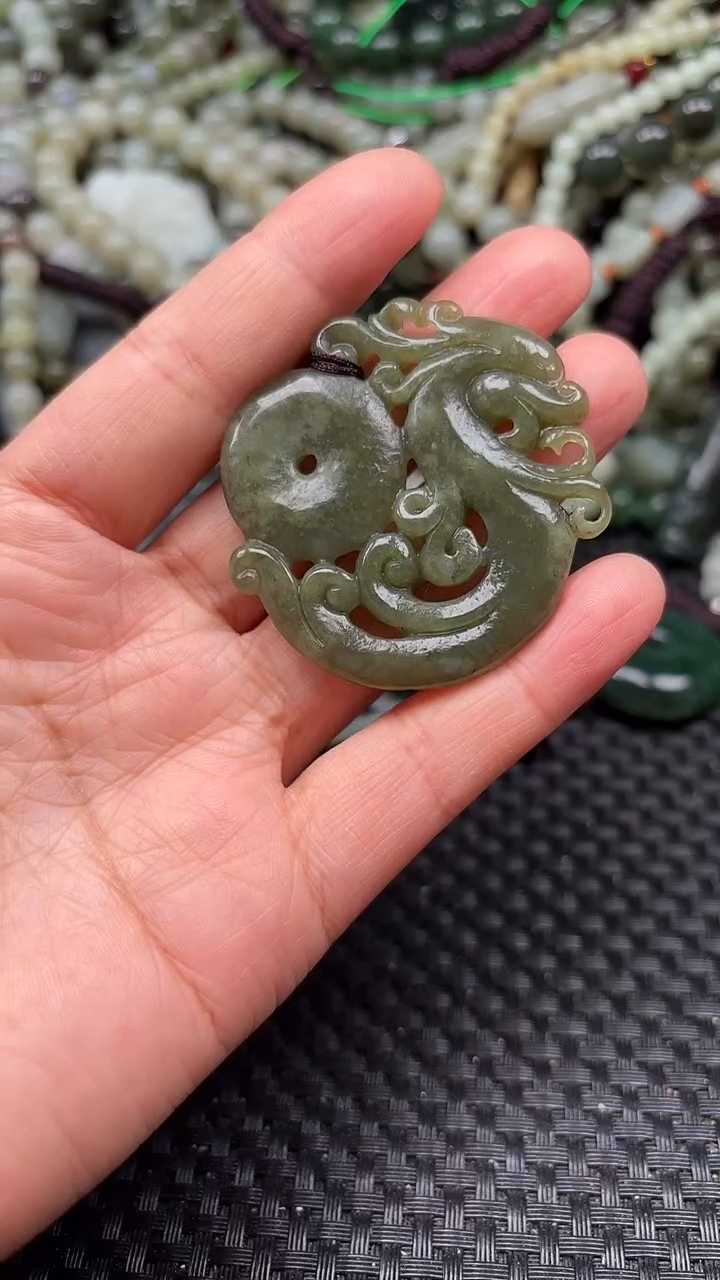 【闪购商品】和田玉颈饰未镶嵌1