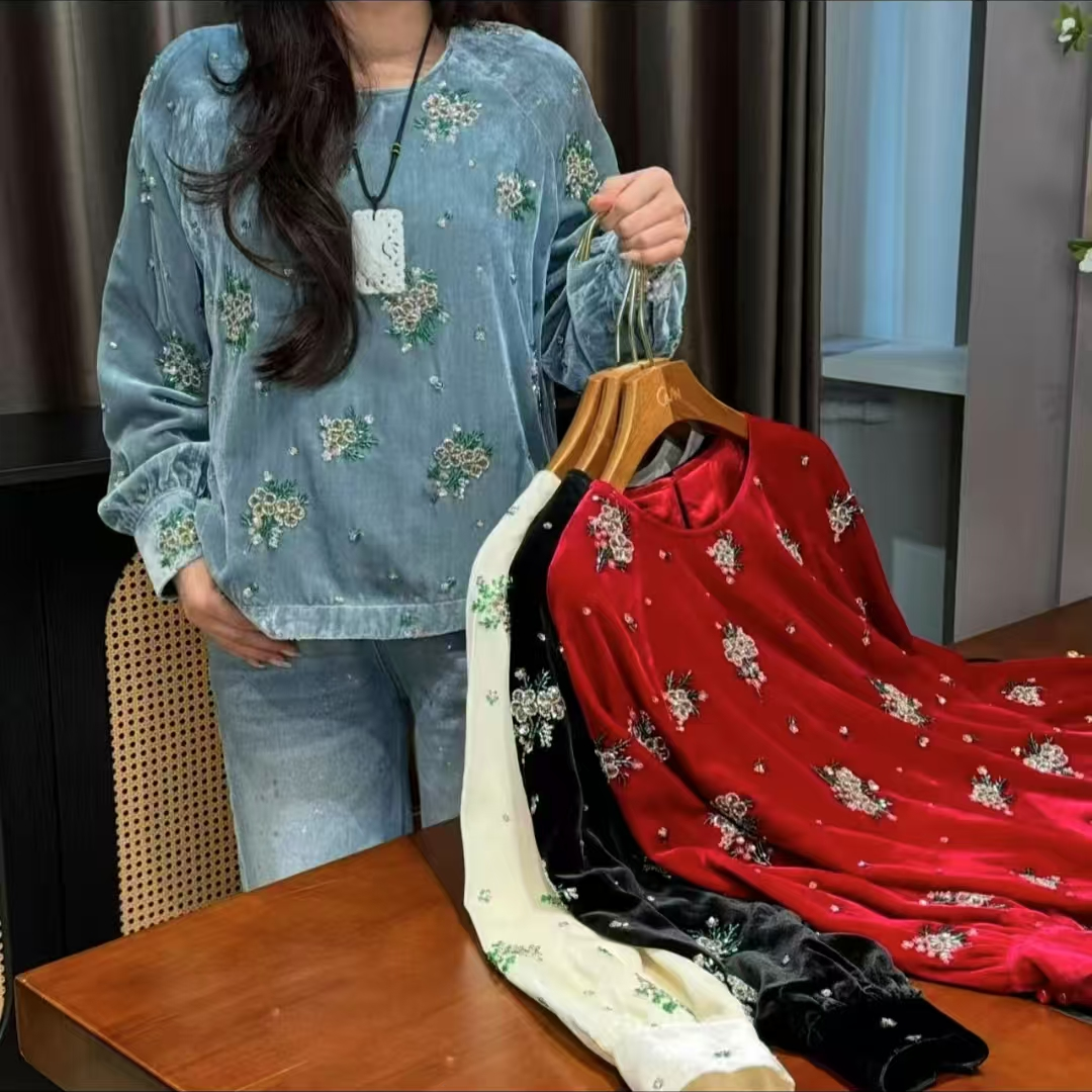 真丝丝绒爆款刺绣钉珠长袖新中式上衣